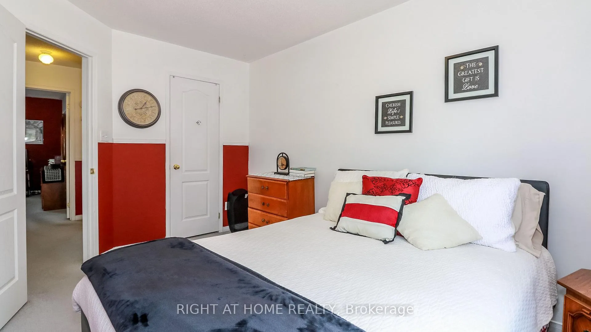 Photo 18 of 44 Parkside Crescent, Essa, Angus — HOMEH