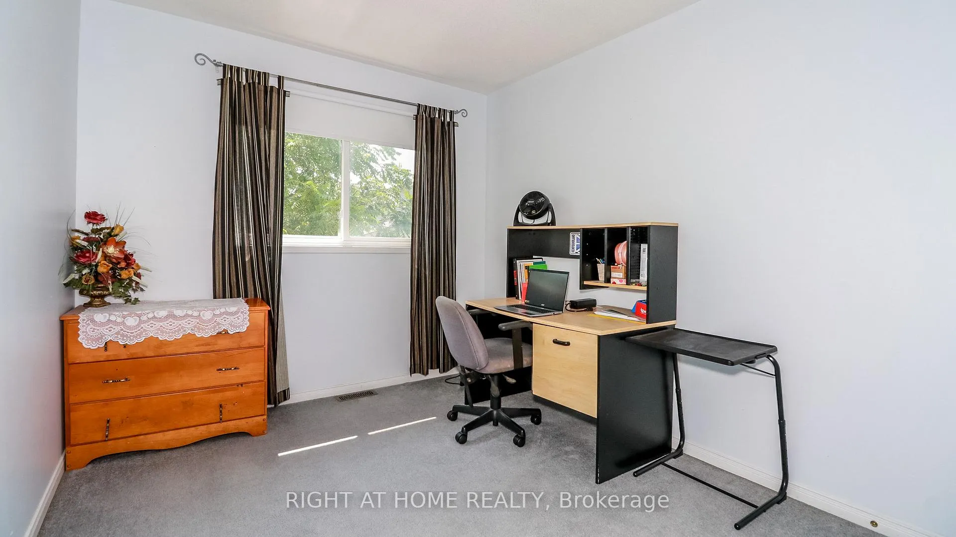 Photo 20 of 44 Parkside Crescent, Essa, Angus — HOMEH