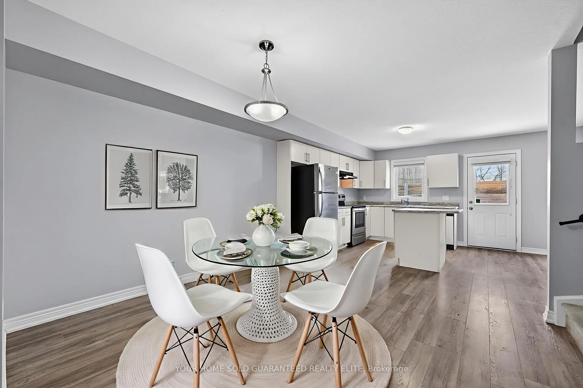 Photo 4 of Unit 15, 7768 Ascot Circle, Niagara Falls, Ascot — HOMEH
