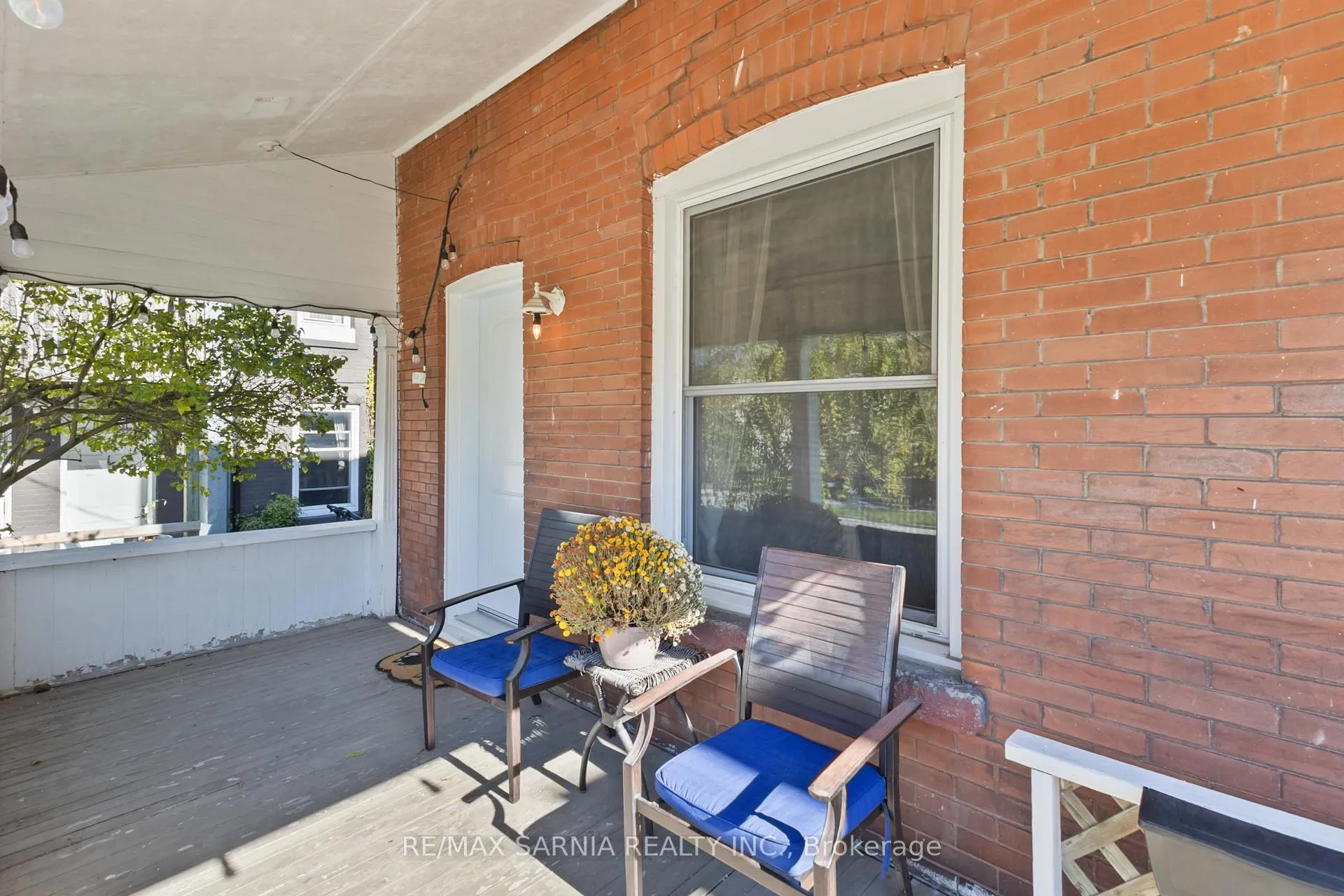 Photo 6 of 85 St Catharine Street, St. Thomas — HOMEH