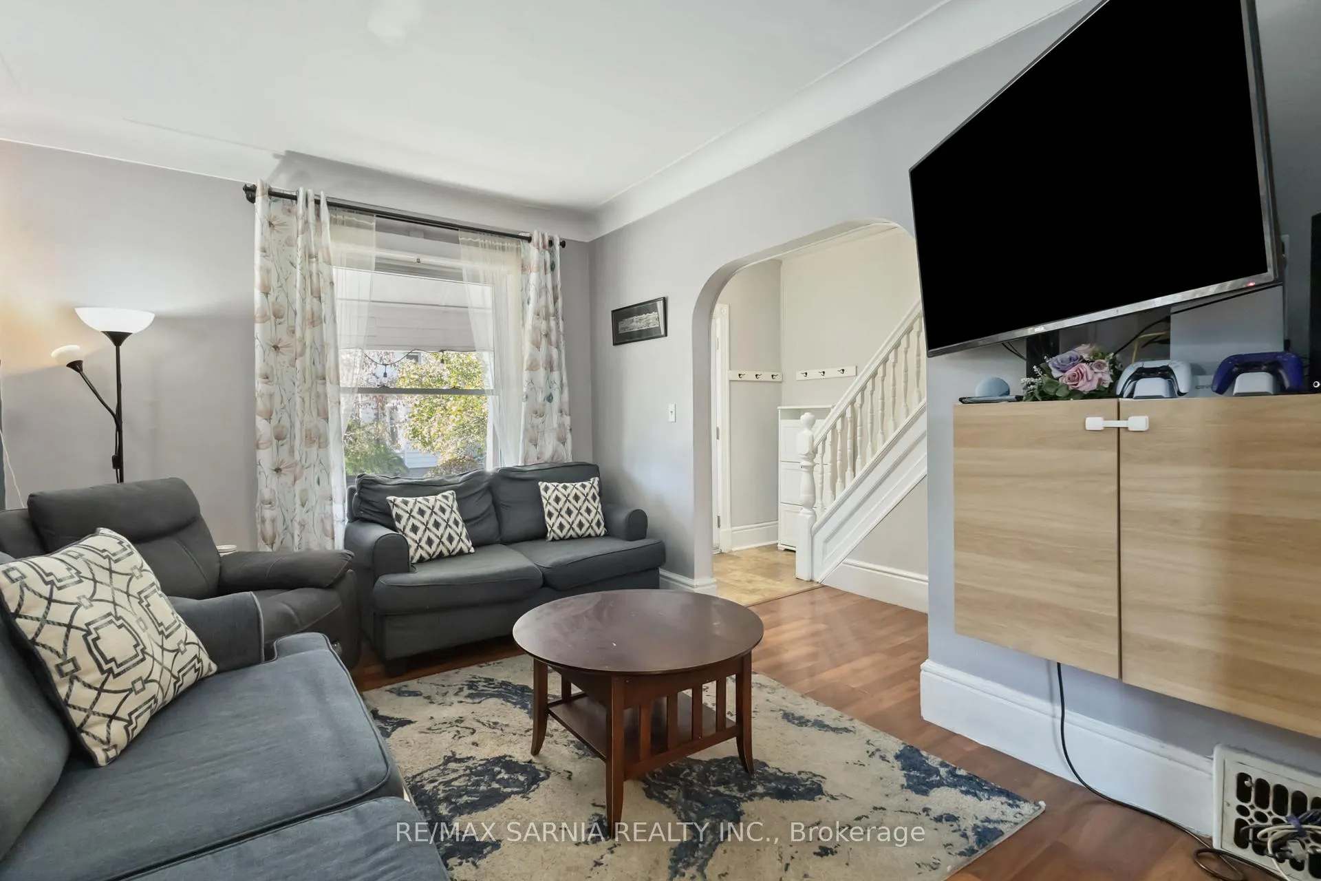 Photo 10 of 85 St Catharine Street, St. Thomas — HOMEH