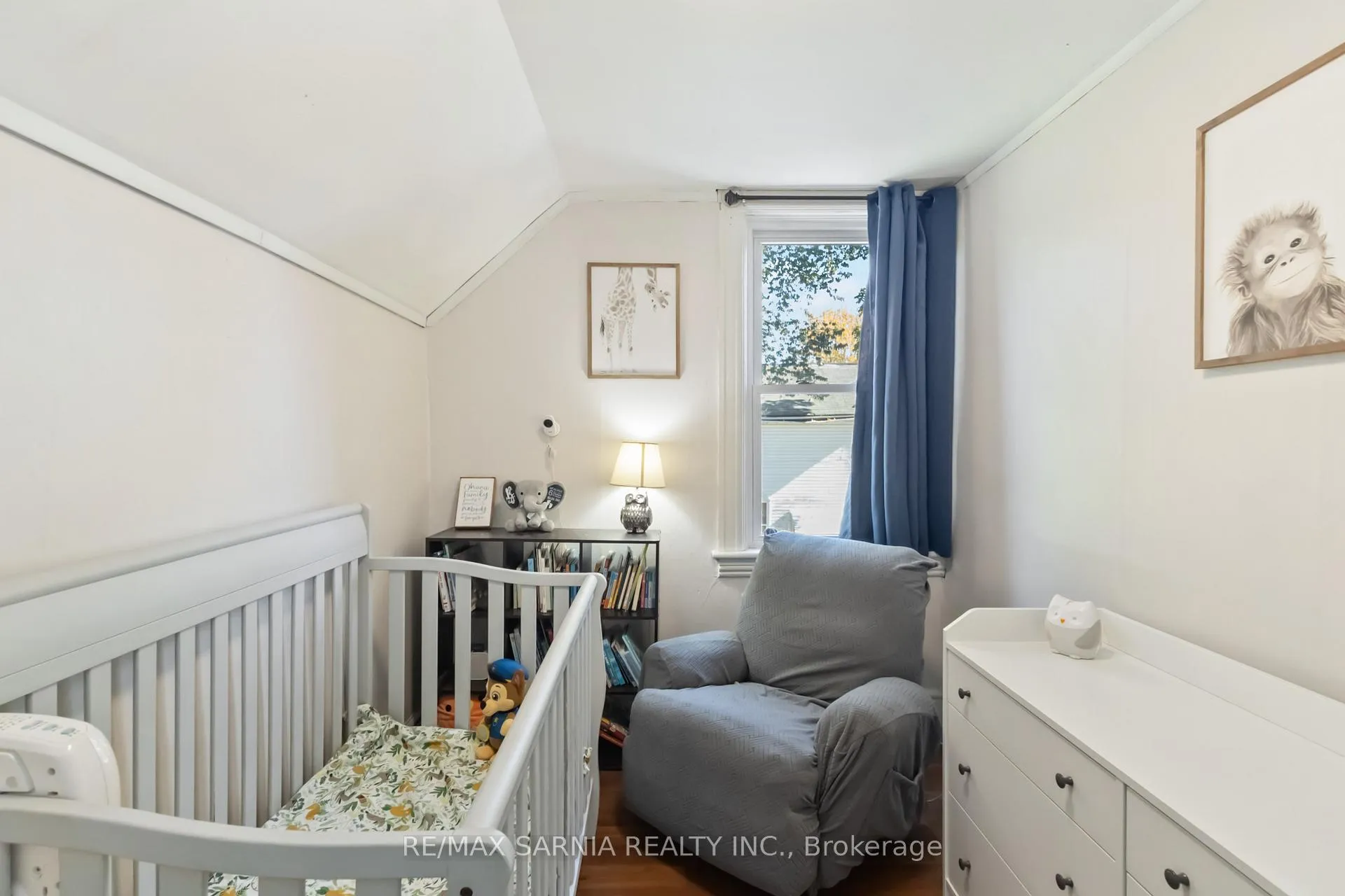 Photo 22 of 85 St Catharine Street, St. Thomas — HOMEH