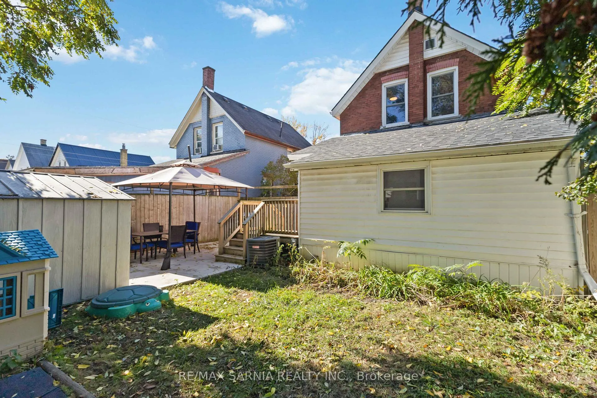 Photo 28 of 85 St Catharine Street, St. Thomas — HOMEH