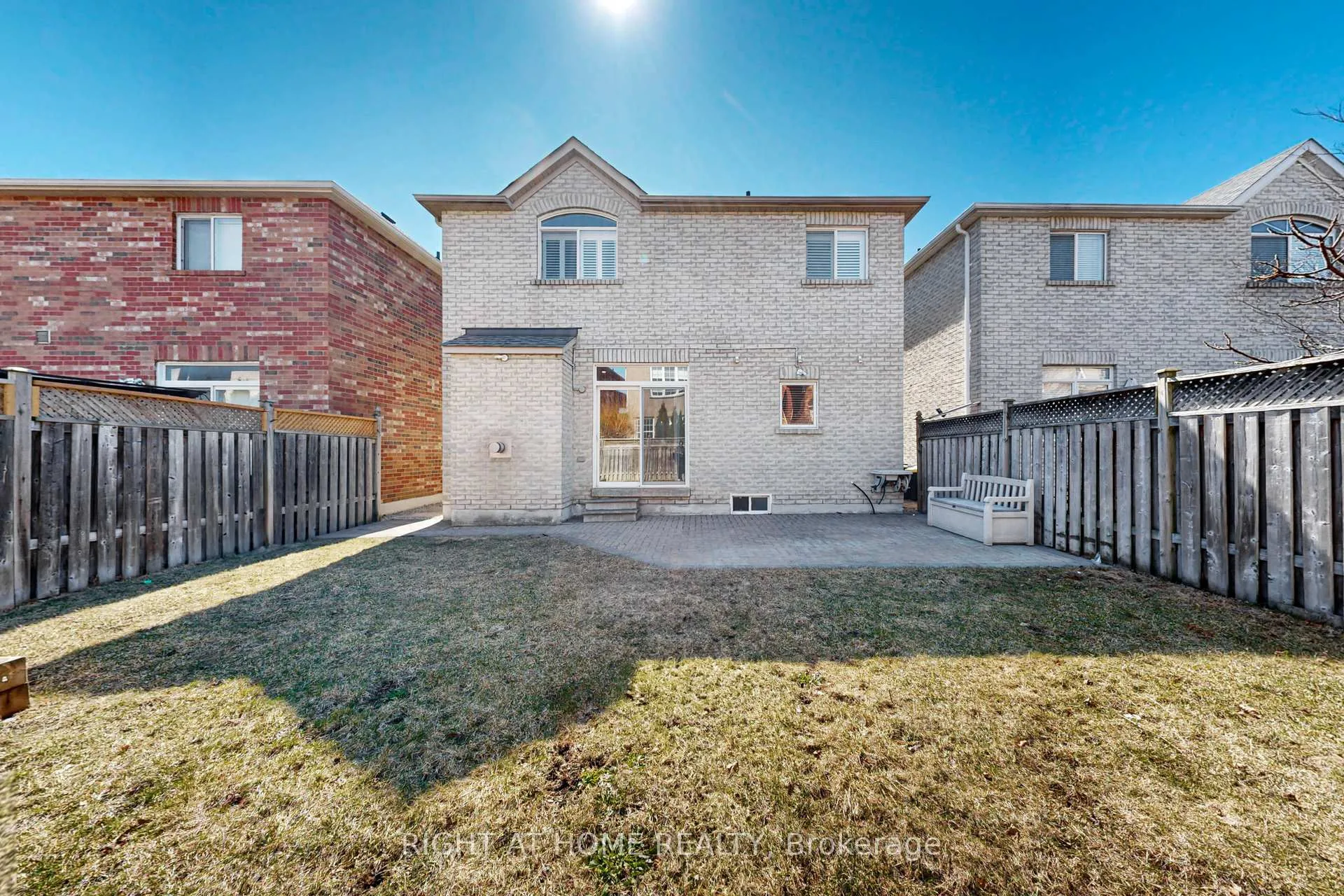 Photo 47 of 14 Down Crescent, Ajax, Northwest Ajax — HOMEH