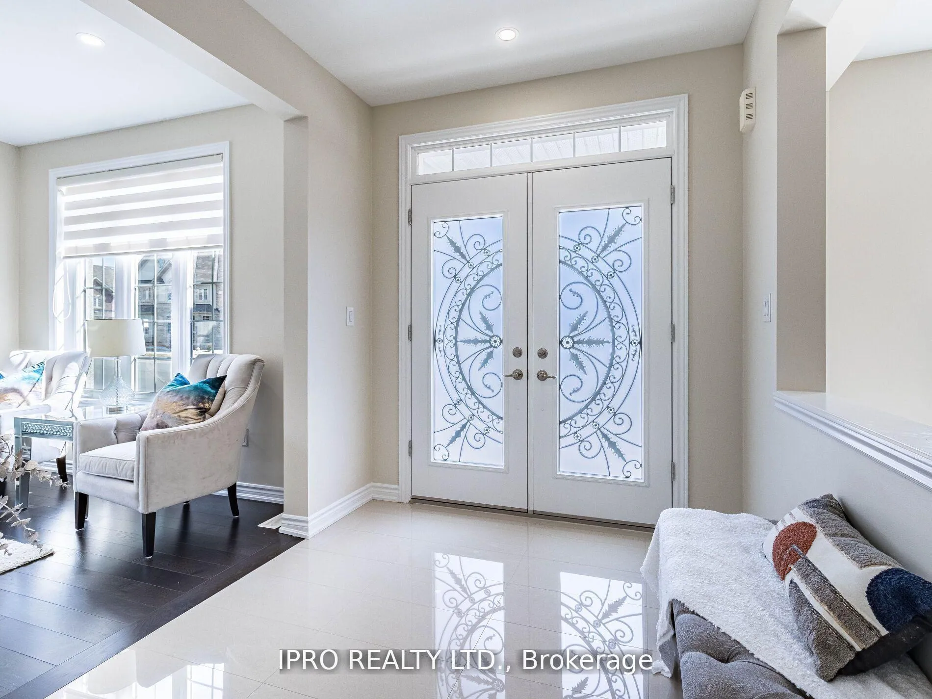 Photo 7 of 360 Remembrance Road, Brampton, Northwest Brampton — HOMEH