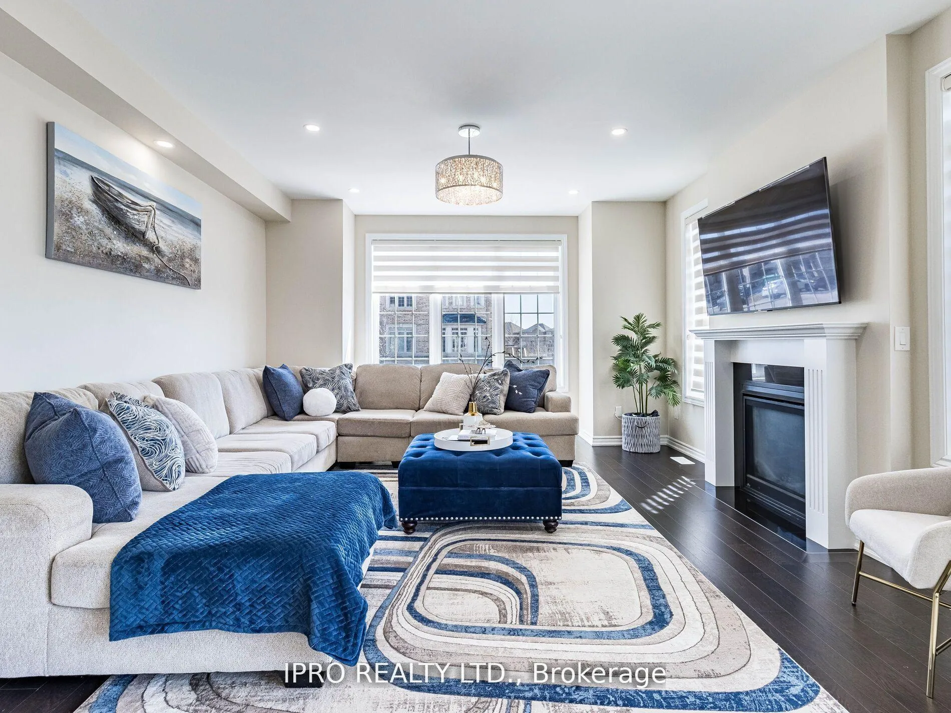 Photo 18 of 360 Remembrance Road, Brampton, Northwest Brampton — HOMEH
