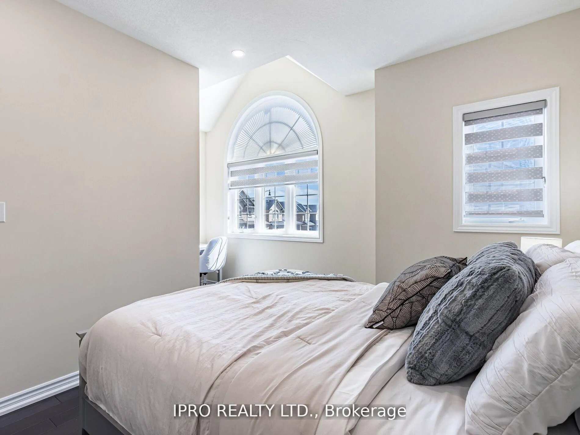 Photo 28 of 360 Remembrance Road, Brampton, Northwest Brampton — HOMEH