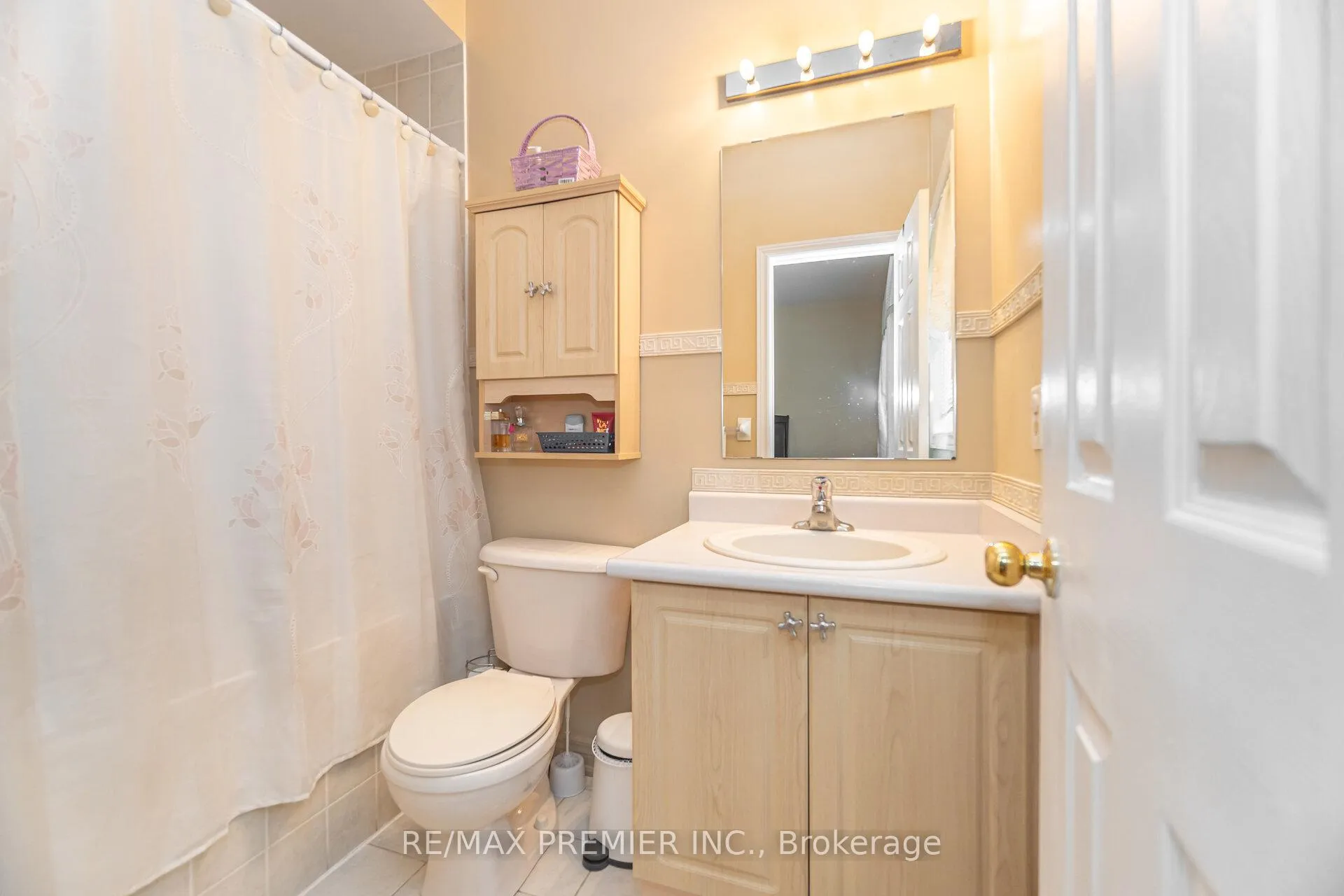 Photo 19 of 311 Tall Grass Trail, Vaughan, East Woodbridge — HOMEH
