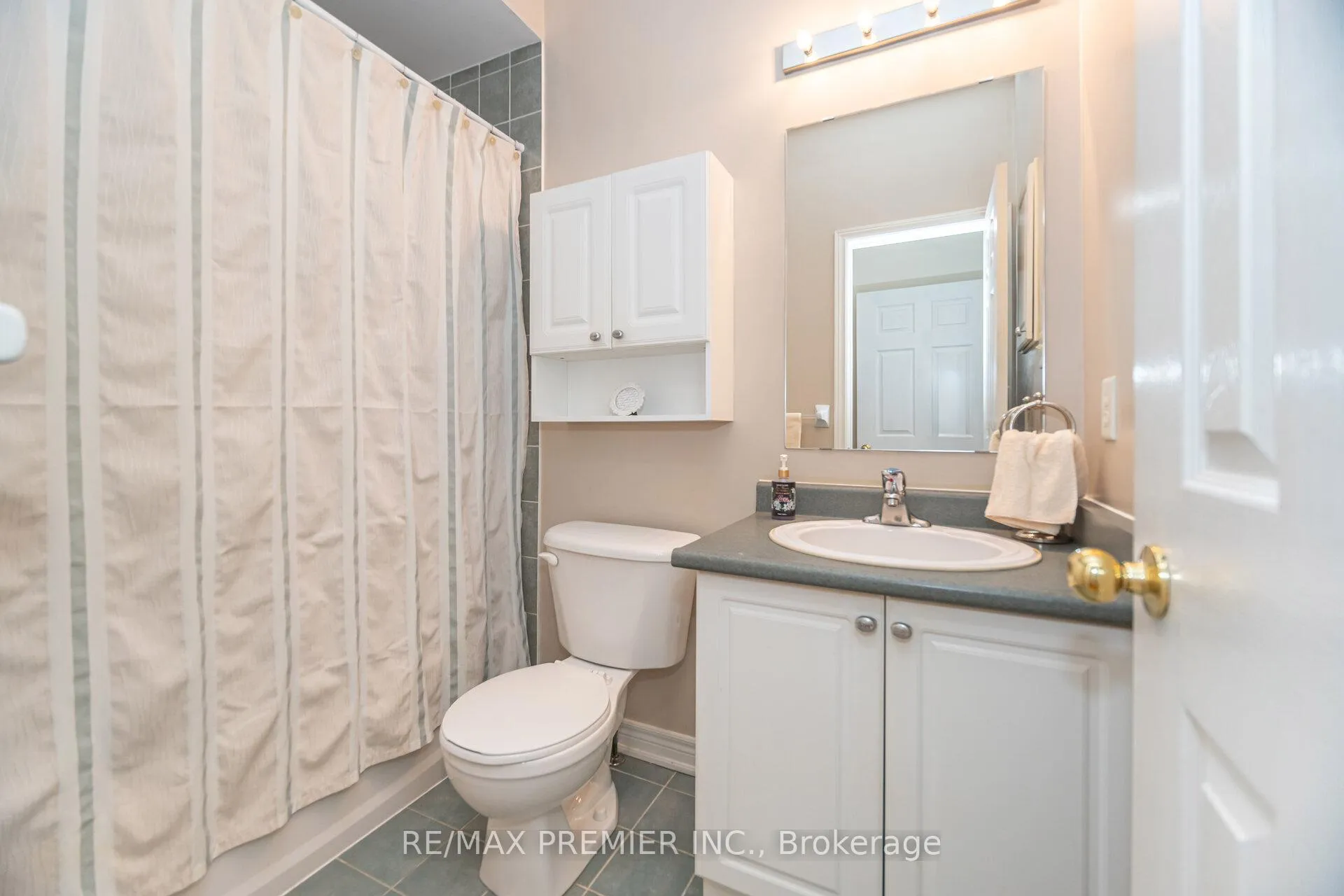 Photo 23 of 311 Tall Grass Trail, Vaughan, East Woodbridge — HOMEH