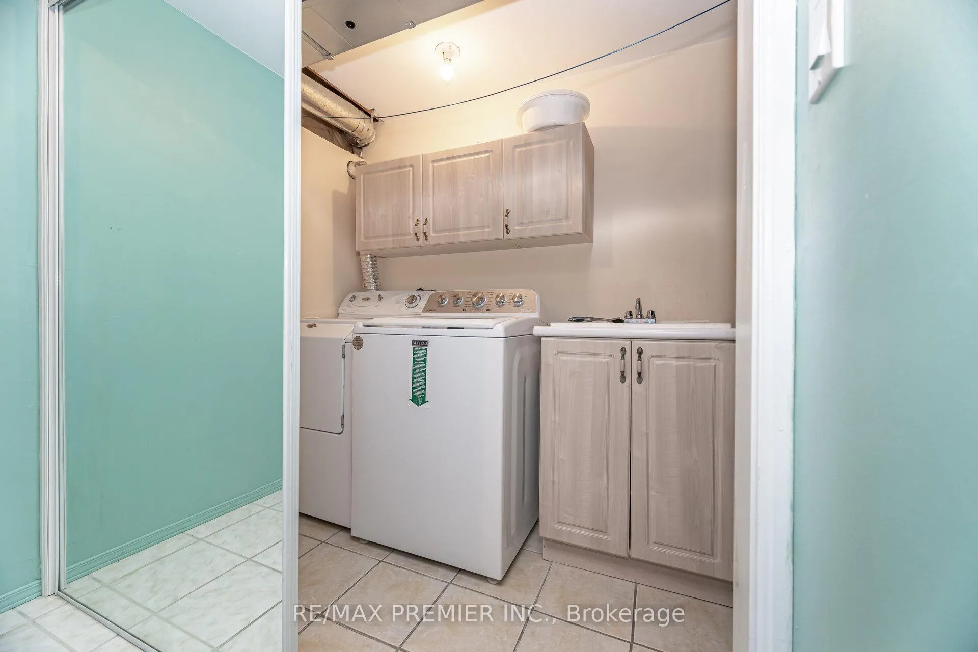 Photo 28 of 311 Tall Grass Trail, Vaughan, East Woodbridge — HOMEH