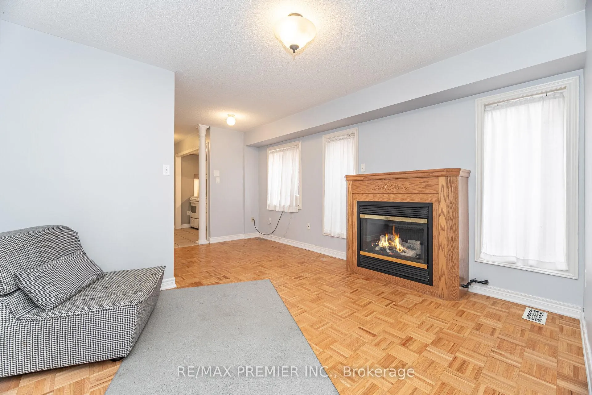 Photo 33 of 311 Tall Grass Trail, Vaughan, East Woodbridge — HOMEH