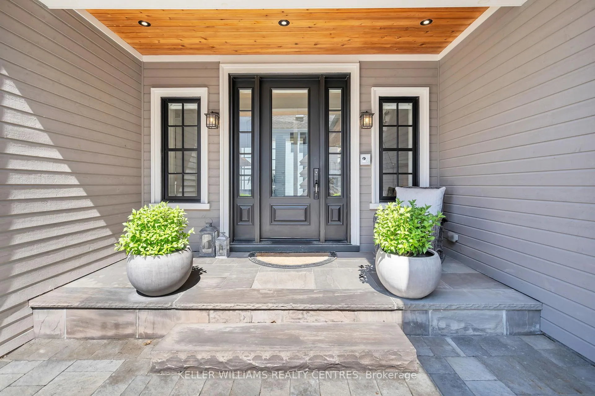 Photo 3 of 23 Mosley Street, Aurora, Aurora Village — HOMEH