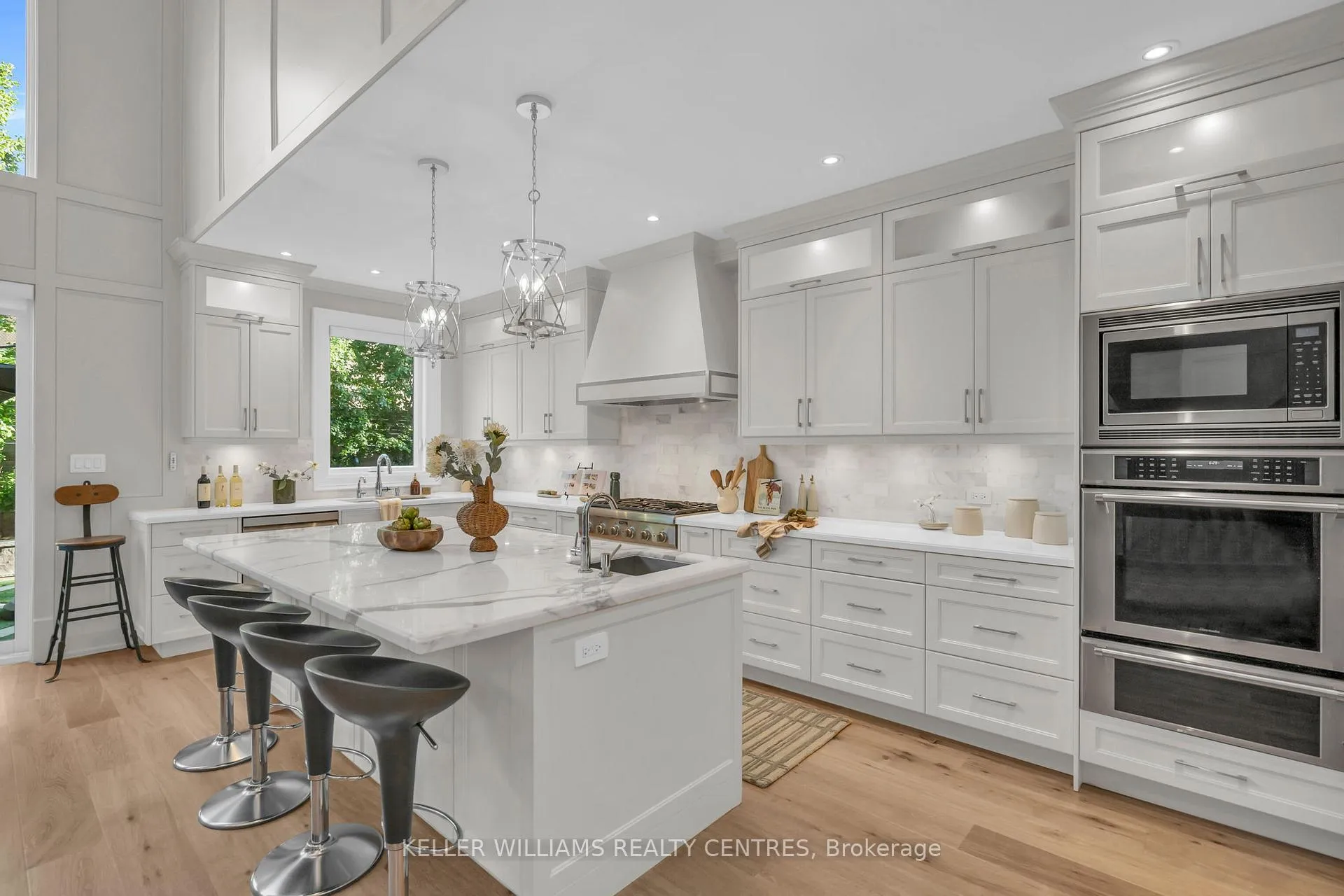 Photo 5 of 23 Mosley Street, Aurora, Aurora Village — HOMEH
