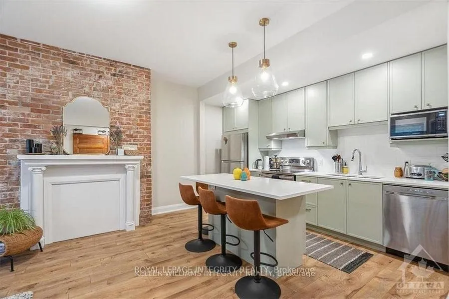 Photo 4 of 470 Besserer Street, Ottawa, Sandy Hill — HOMEH