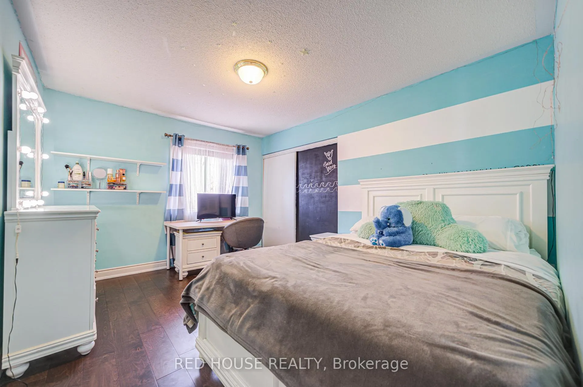 Photo 33 of 4 Farad Court, Brampton, Vales of Castlemore — HOMEH