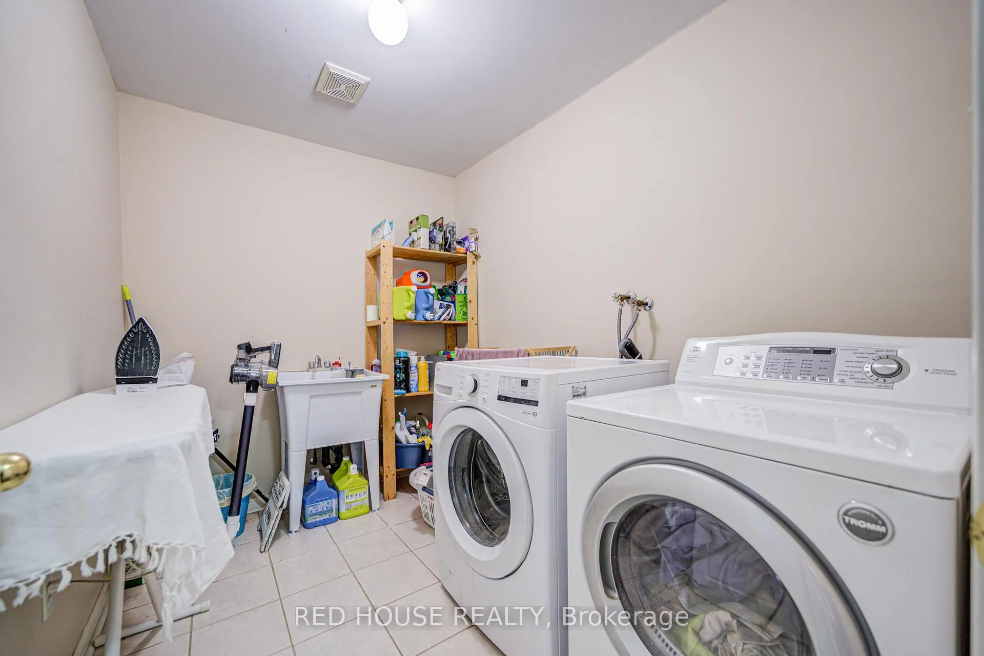 Photo 34 of 4 Farad Court, Brampton, Vales of Castlemore — HOMEH