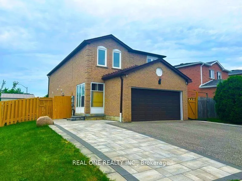Photo 3 of 2 Harness Circle, Markham, Milliken Mills East — HOMEH
