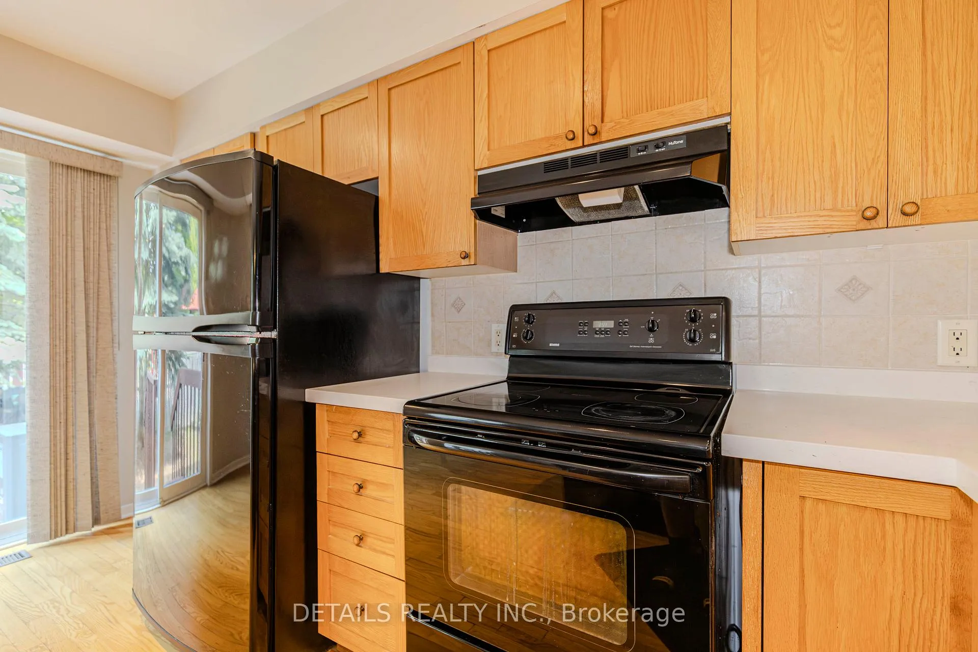 Photo 19 of 64 Scout Street, Ottawa, Central Park — HOMEH