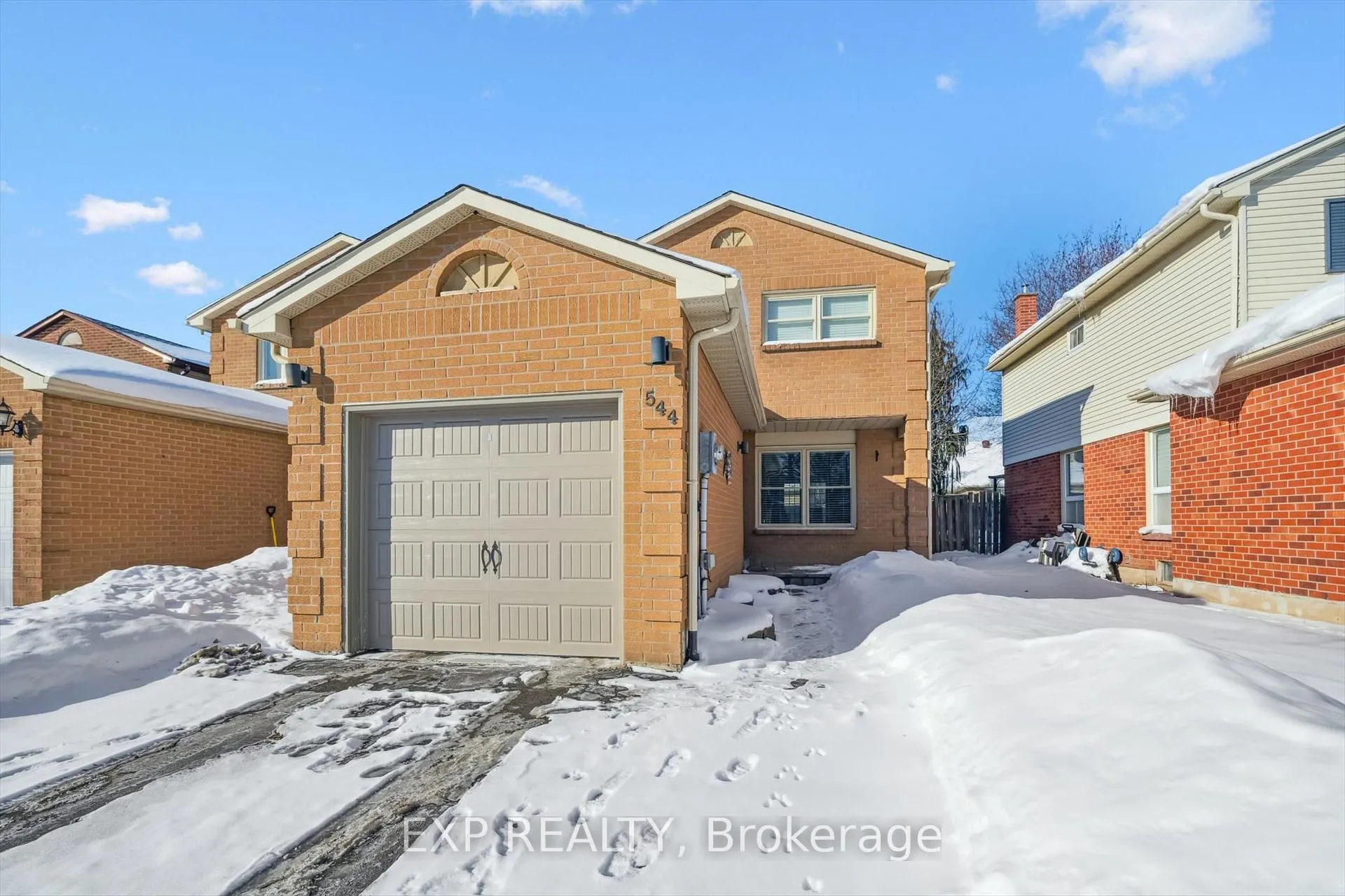 Photo 1 of 544 Roseheath Drive, Milton, Bronte Meadows — HOMEH