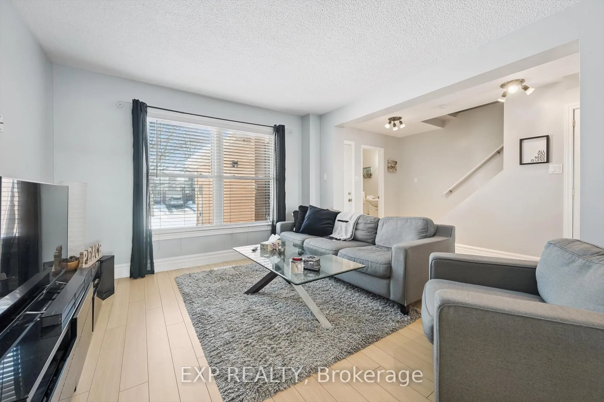 Photo 2 of 544 Roseheath Drive, Milton, Bronte Meadows — HOMEH