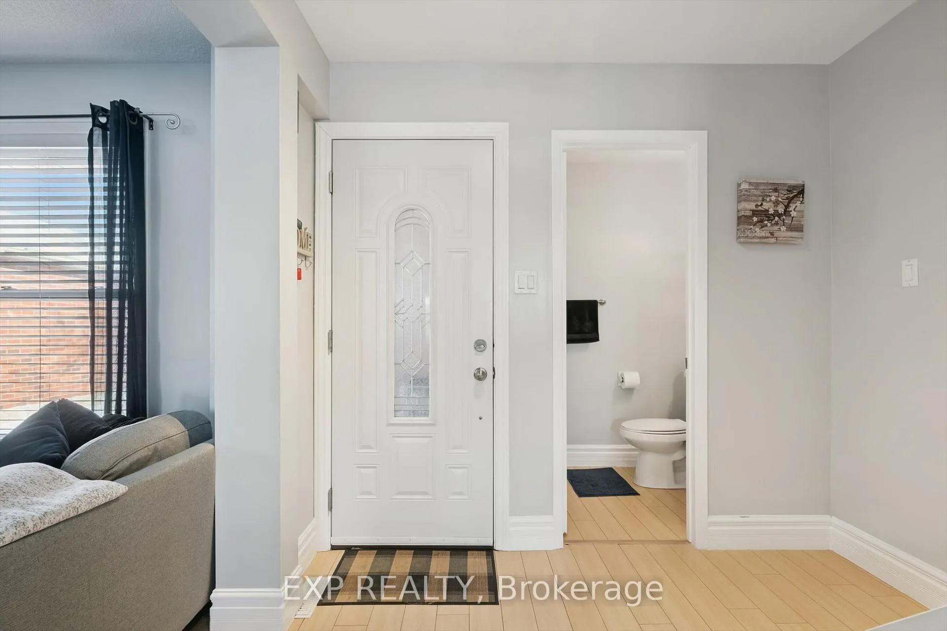 Photo 9 of 544 Roseheath Drive, Milton, Bronte Meadows — HOMEH