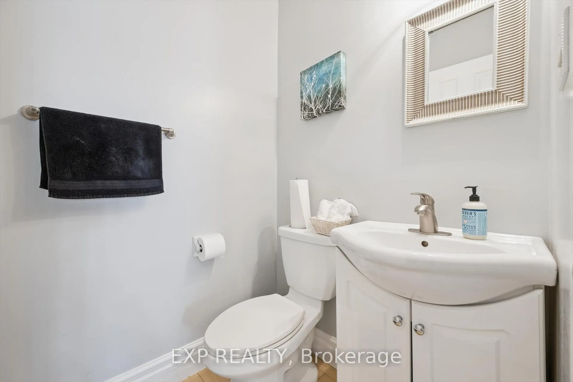 Photo 10 of 544 Roseheath Drive, Milton, Bronte Meadows — HOMEH