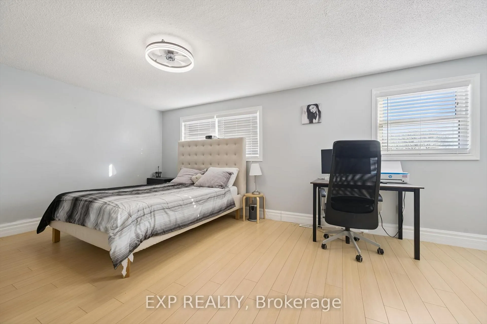 Photo 12 of 544 Roseheath Drive, Milton, Bronte Meadows — HOMEH