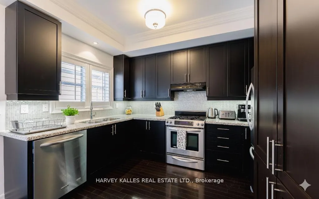 Photo 5 of 2677A Bathurst Street, Toronto, Bedford Park-Nortown — HOMEH