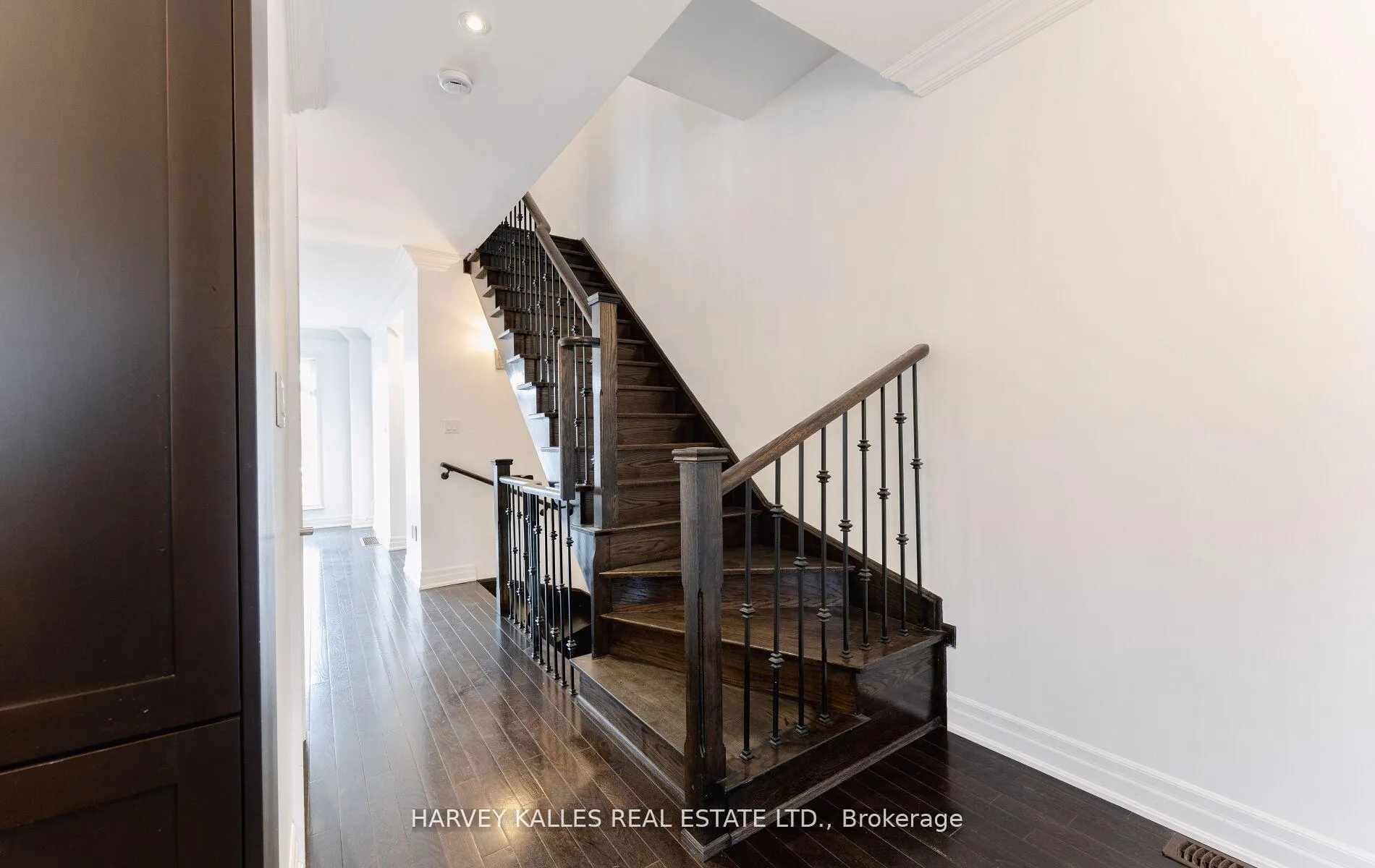 Photo 11 of 2677A Bathurst Street, Toronto, Bedford Park-Nortown — HOMEH