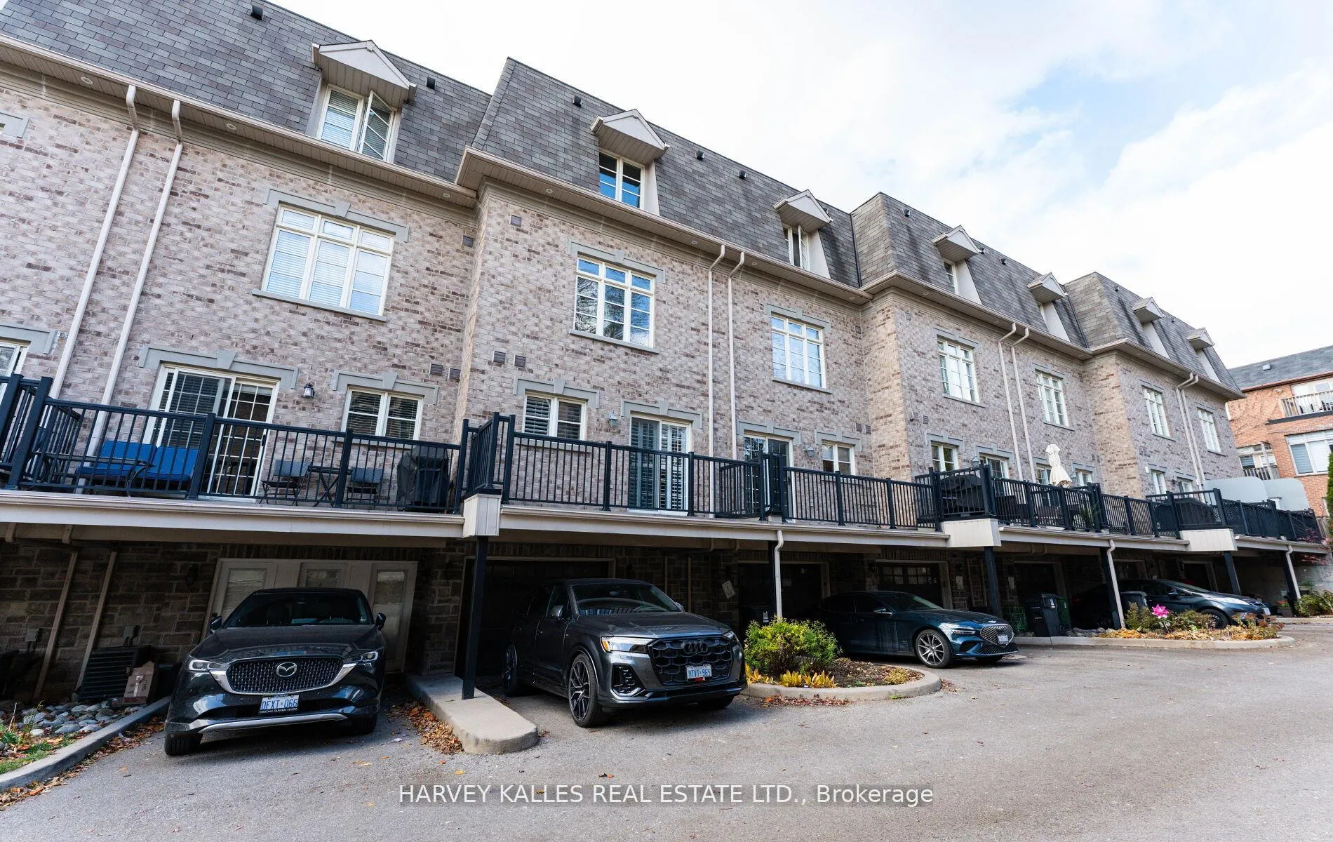 Photo 19 of 2677A Bathurst Street, Toronto, Bedford Park-Nortown — HOMEH