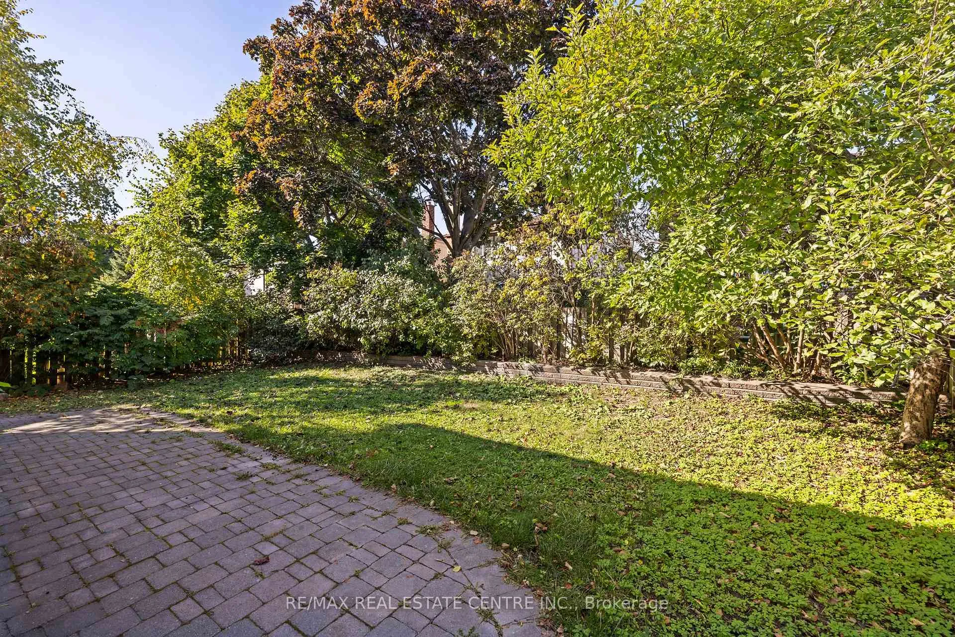 Photo 32 of 450 Rutherford Road, Brampton, Madoc — HOMEH