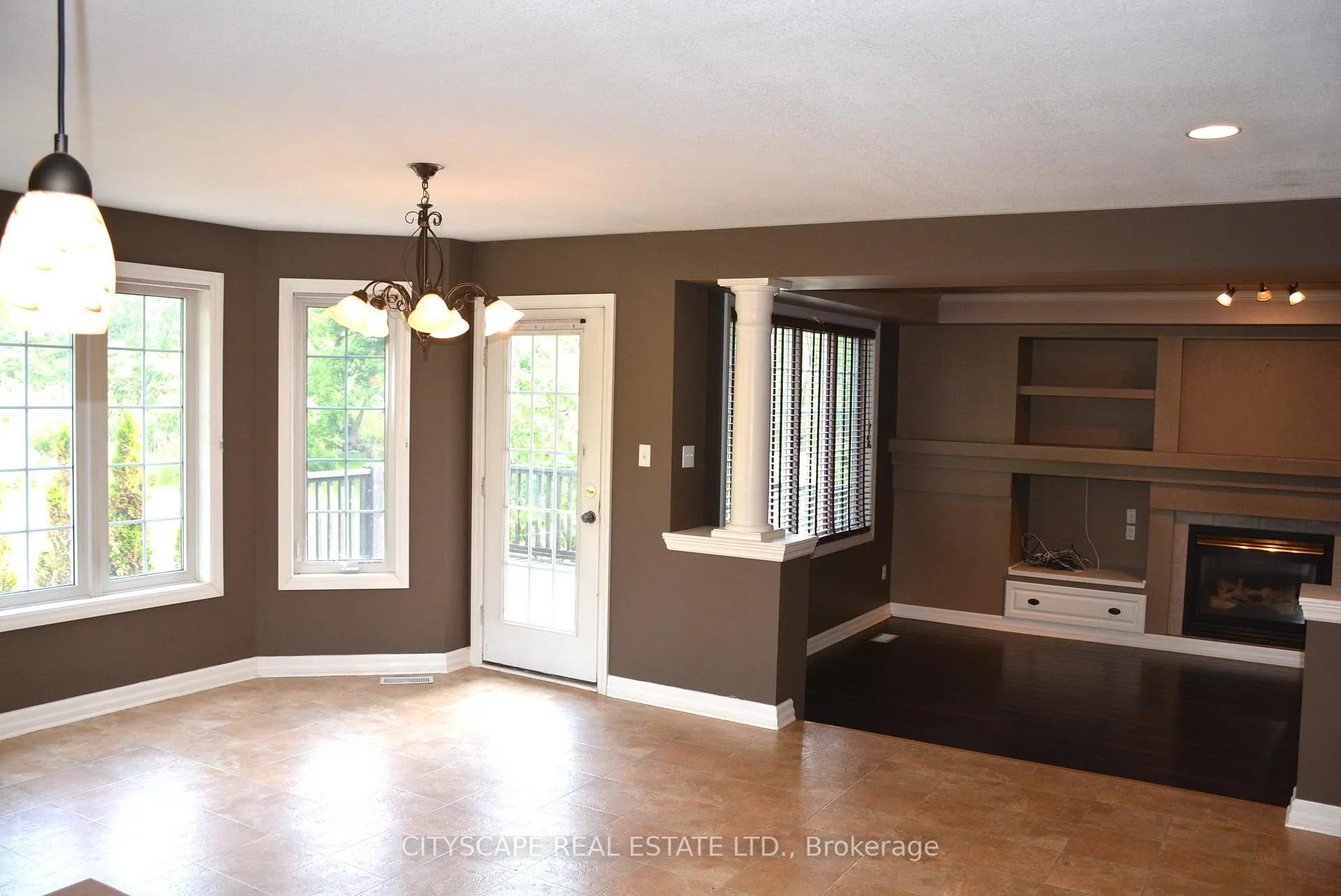 Photo 17 of 279 Lakeshore Road W, Port Colborne, Sugarloaf — HOMEH