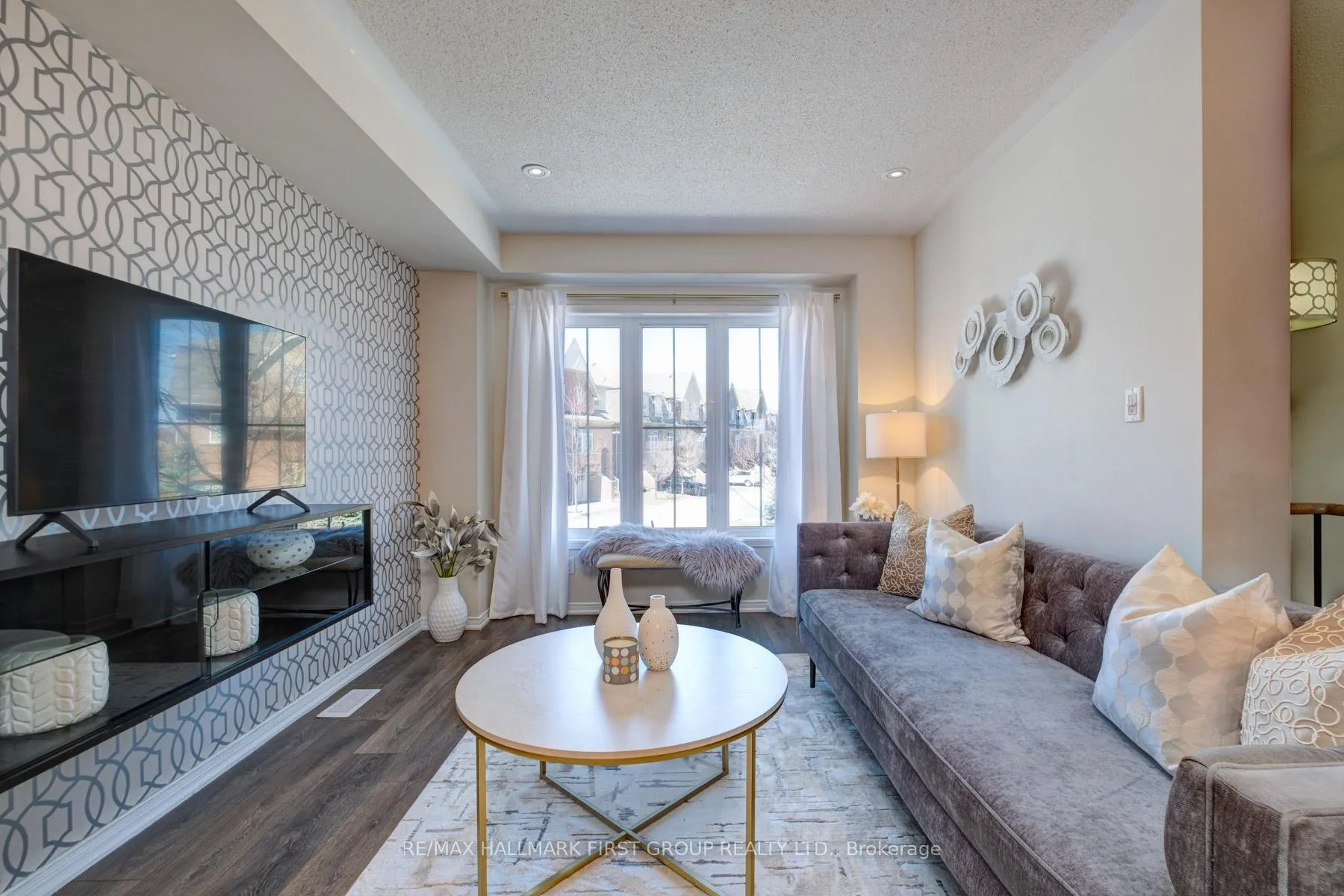 Photo 9 of 41 Reevesmere Lane, Ajax, Northeast Ajax — HOMEH