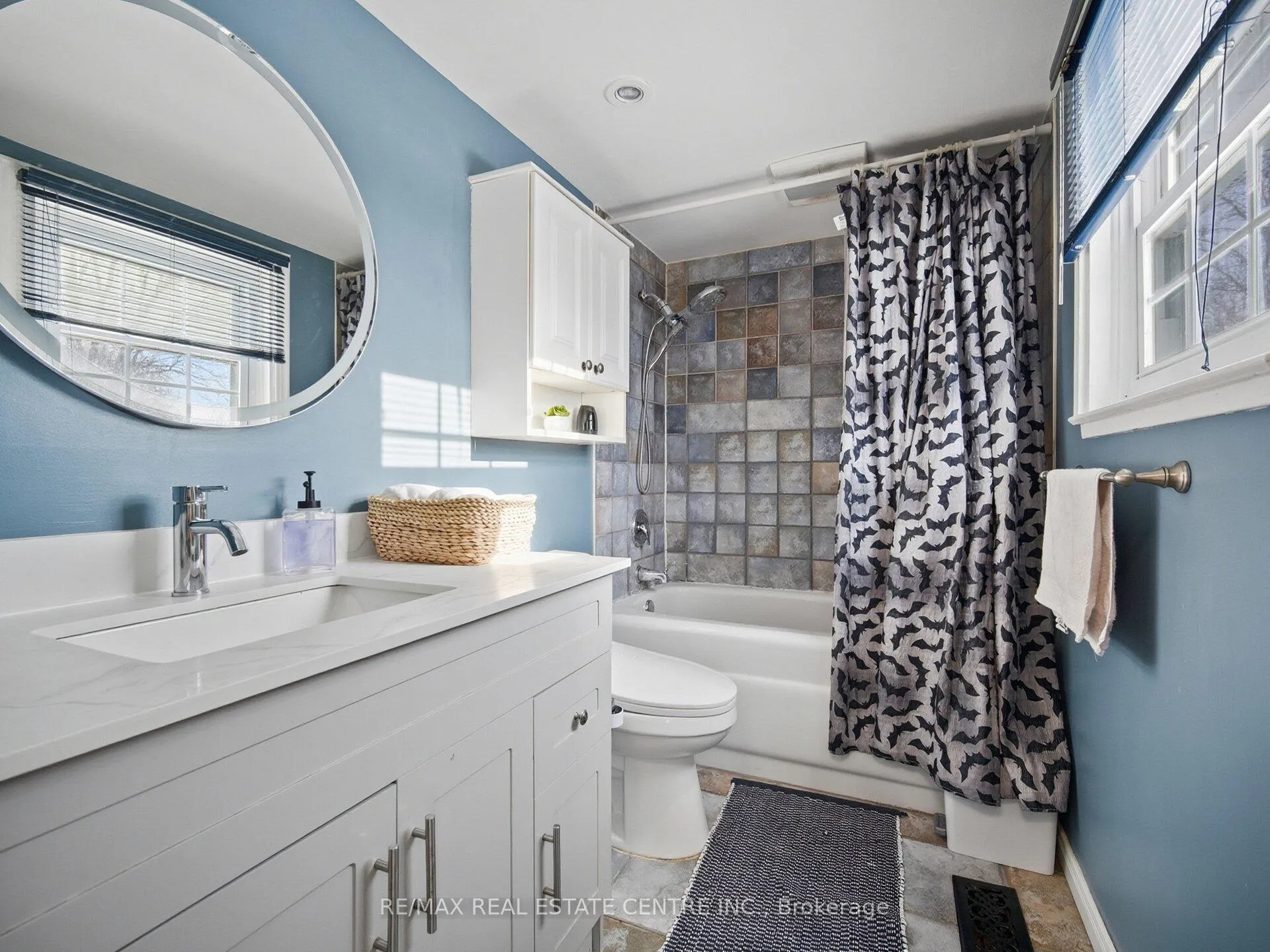 Photo 30 of 59 Roberts Crescent, Brampton, Brampton East — HOMEH