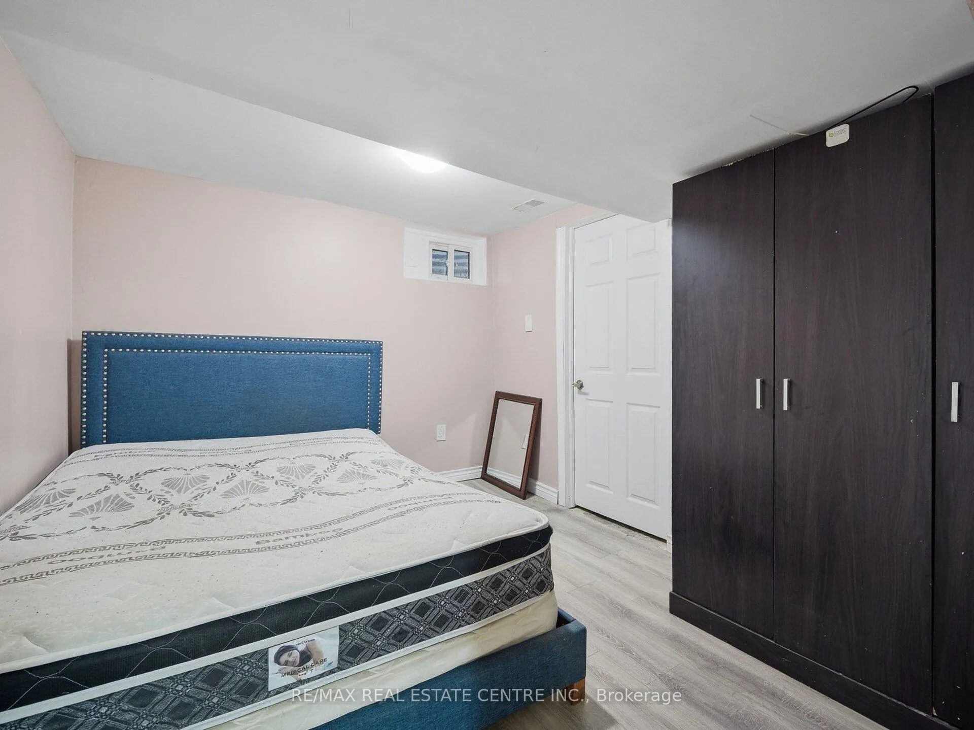 Photo 35 of 59 Roberts Crescent, Brampton, Brampton East — HOMEH