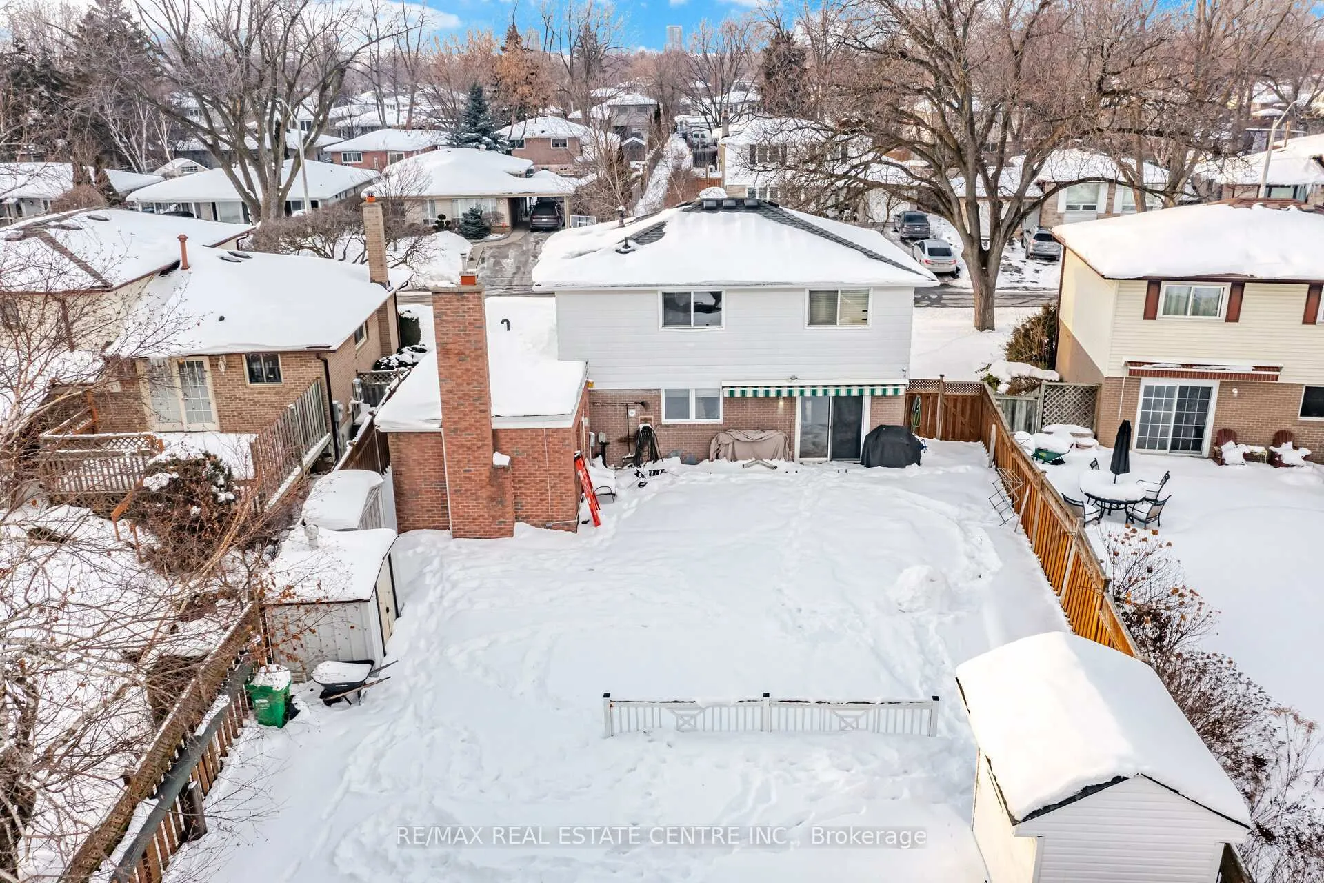 Photo 40 of 59 Roberts Crescent, Brampton, Brampton East — HOMEH