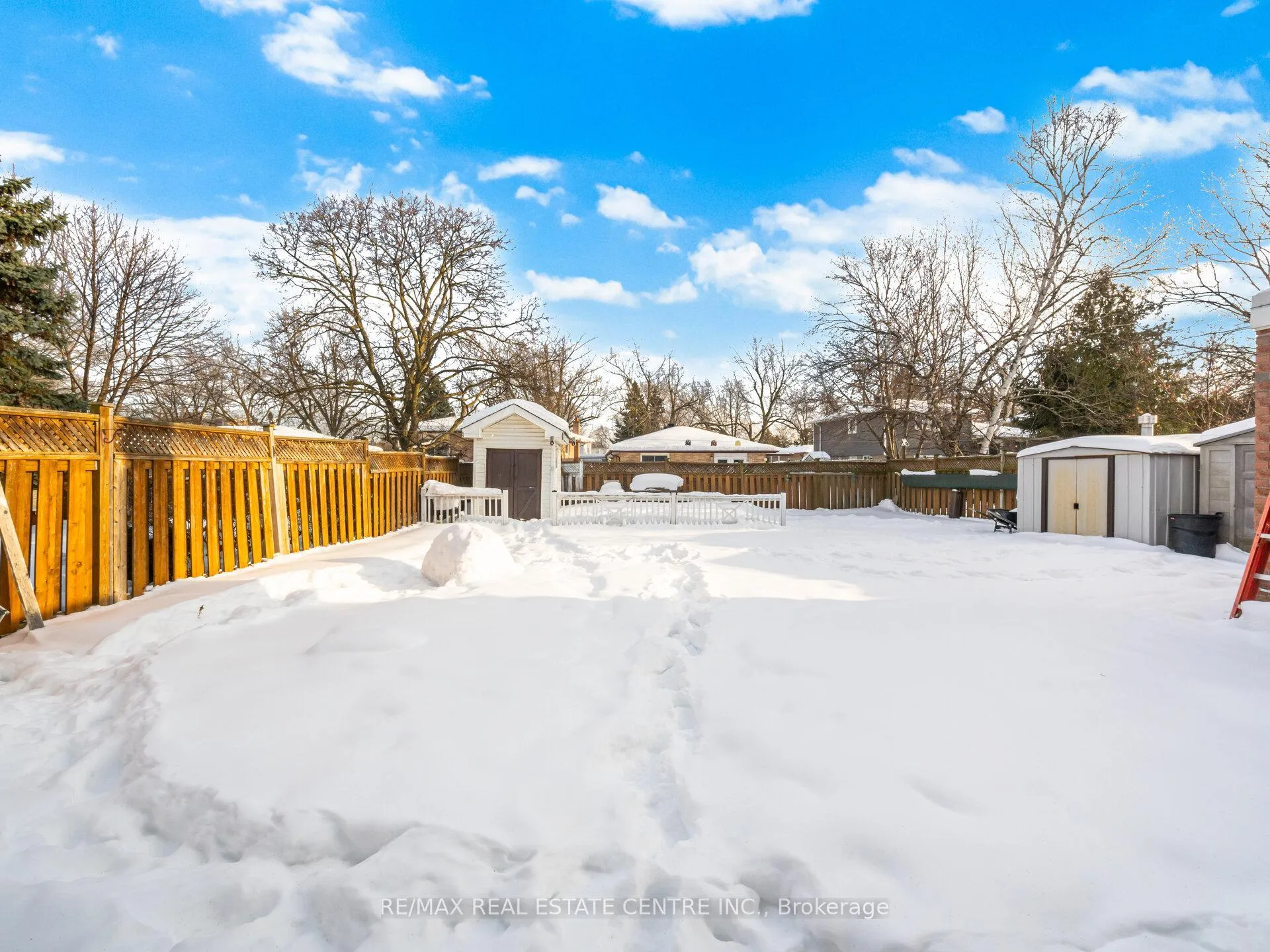 Photo 41 of 59 Roberts Crescent, Brampton, Brampton East — HOMEH