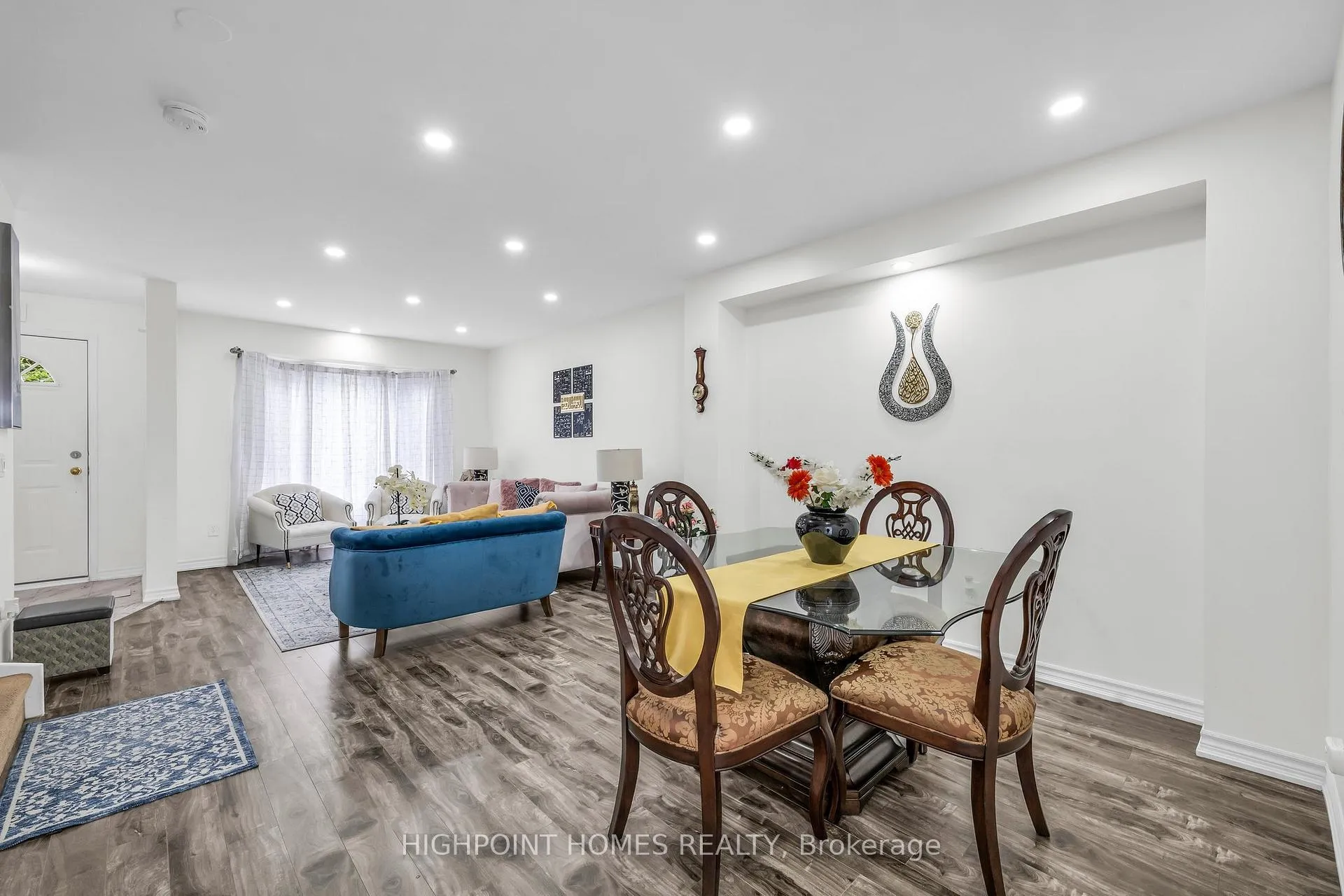 Photo 6 of 41 Softneedle Avenue, Brampton, Sandringham-Wellington — HOMEH