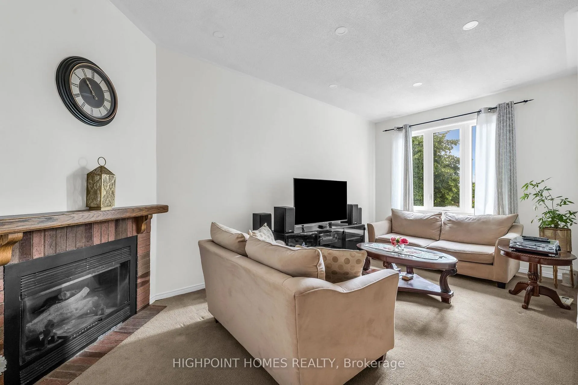 Photo 11 of 41 Softneedle Avenue, Brampton, Sandringham-Wellington — HOMEH