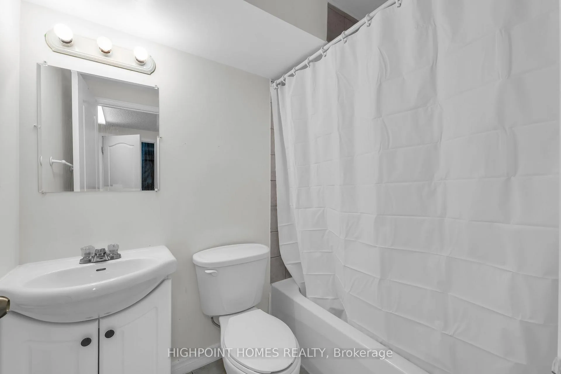 Photo 22 of 41 Softneedle Avenue, Brampton, Sandringham-Wellington — HOMEH