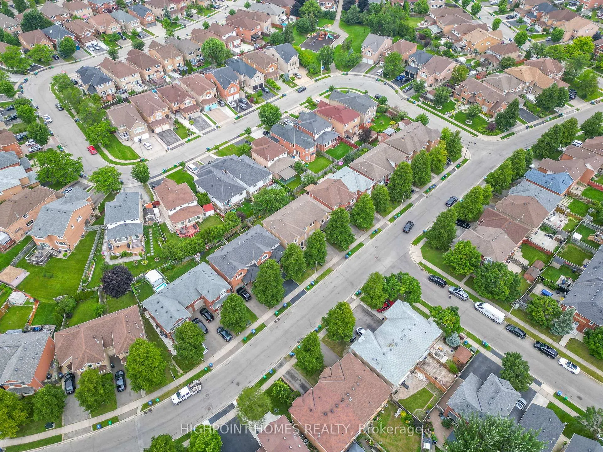 Photo 31 of 41 Softneedle Avenue, Brampton, Sandringham-Wellington — HOMEH