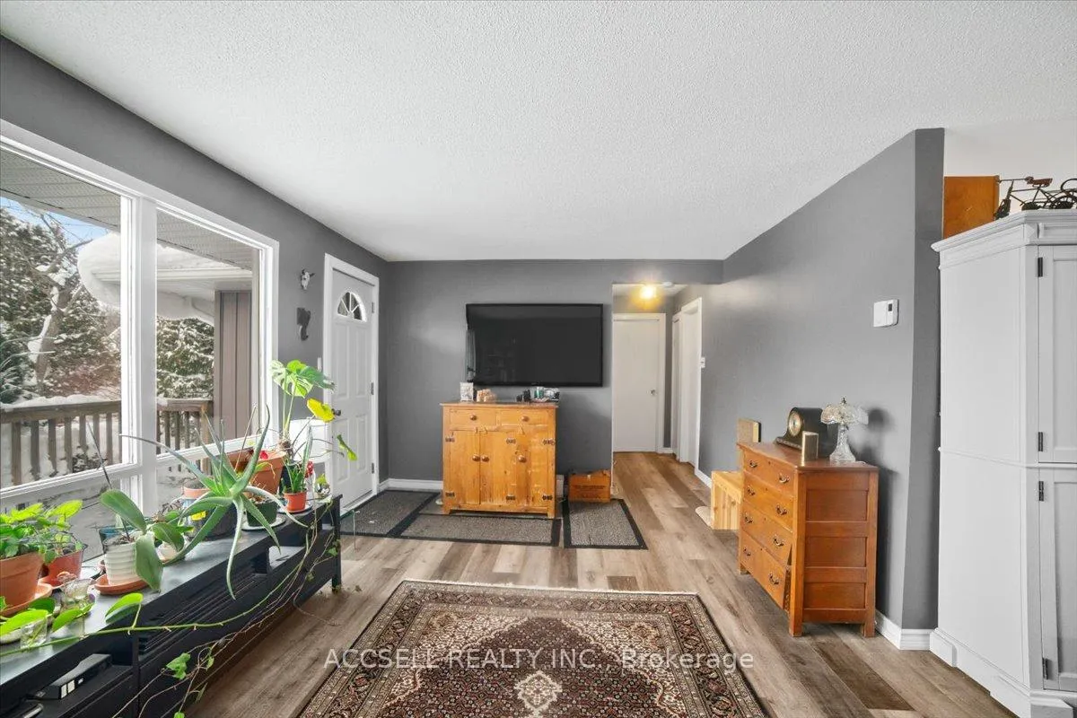 Photo 4 of 156 Evergreen Avenue, Tay, Port McNicoll — HOMEH
