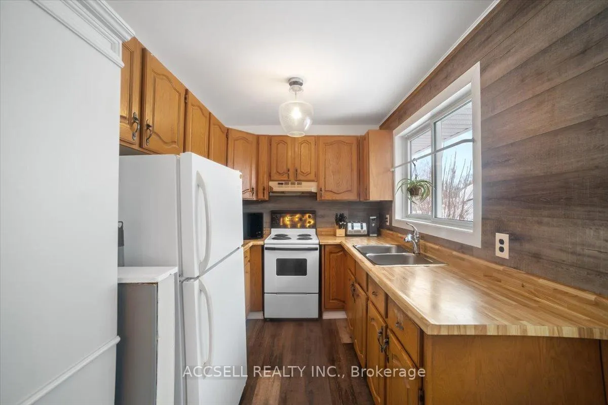 Photo 7 of 156 Evergreen Avenue, Tay, Port McNicoll — HOMEH