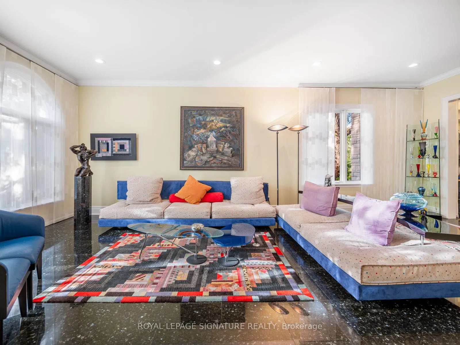 Photo 5 of 65 Charles Street, Vaughan, Crestwood-Springfarm-Yorkhill — HOMEH