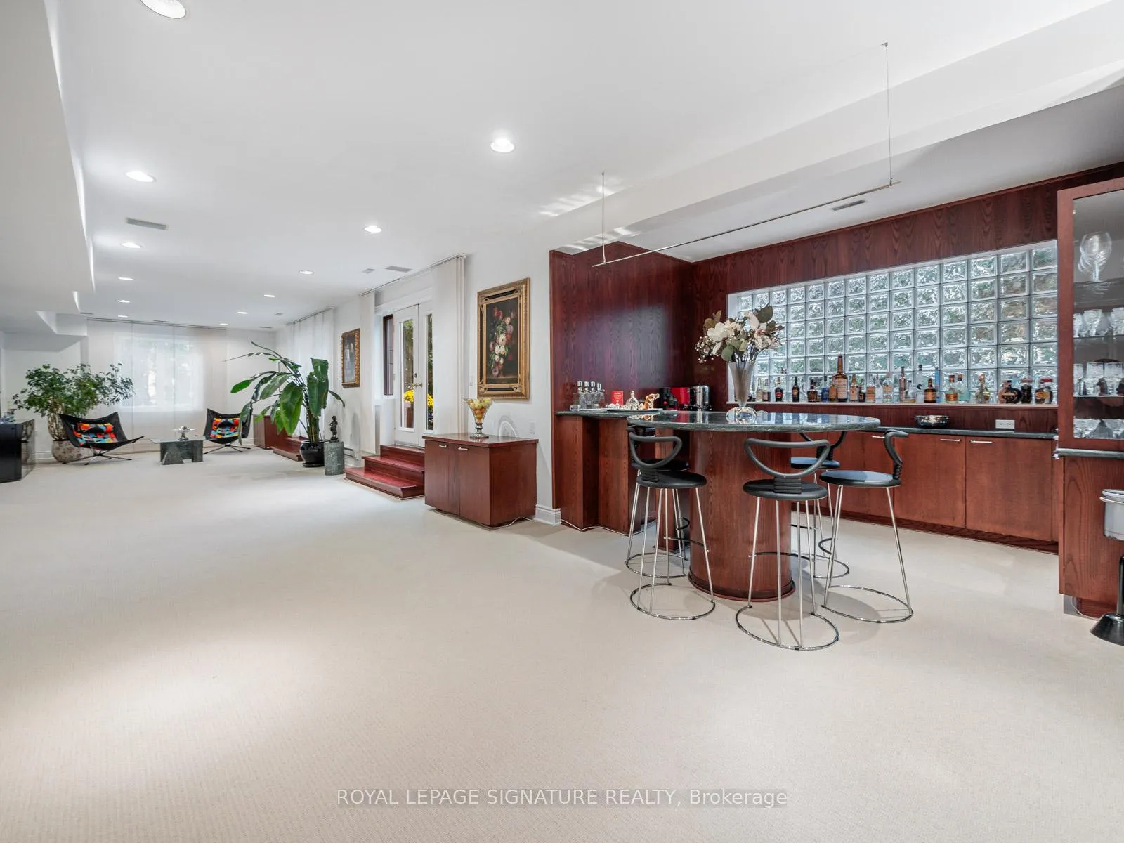 Photo 24 of 65 Charles Street, Vaughan, Crestwood-Springfarm-Yorkhill — HOMEH