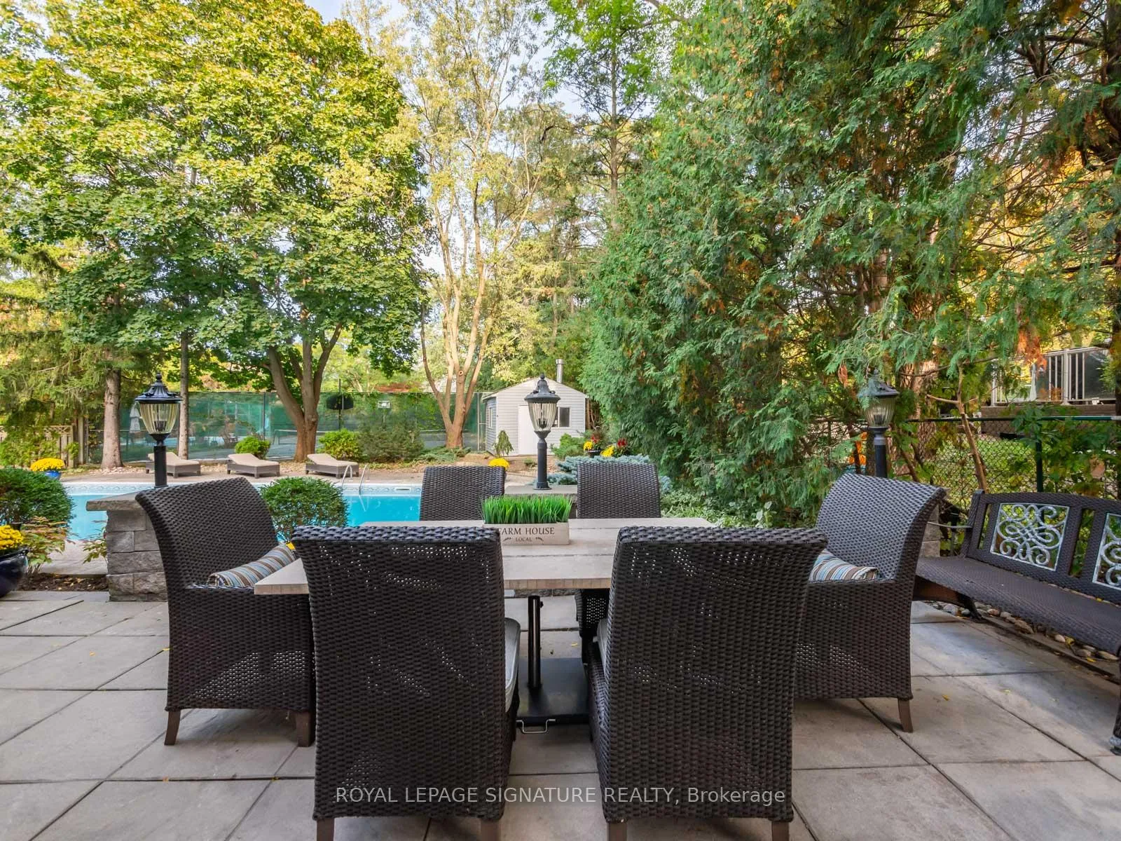 Photo 39 of 65 Charles Street, Vaughan, Crestwood-Springfarm-Yorkhill — HOMEH