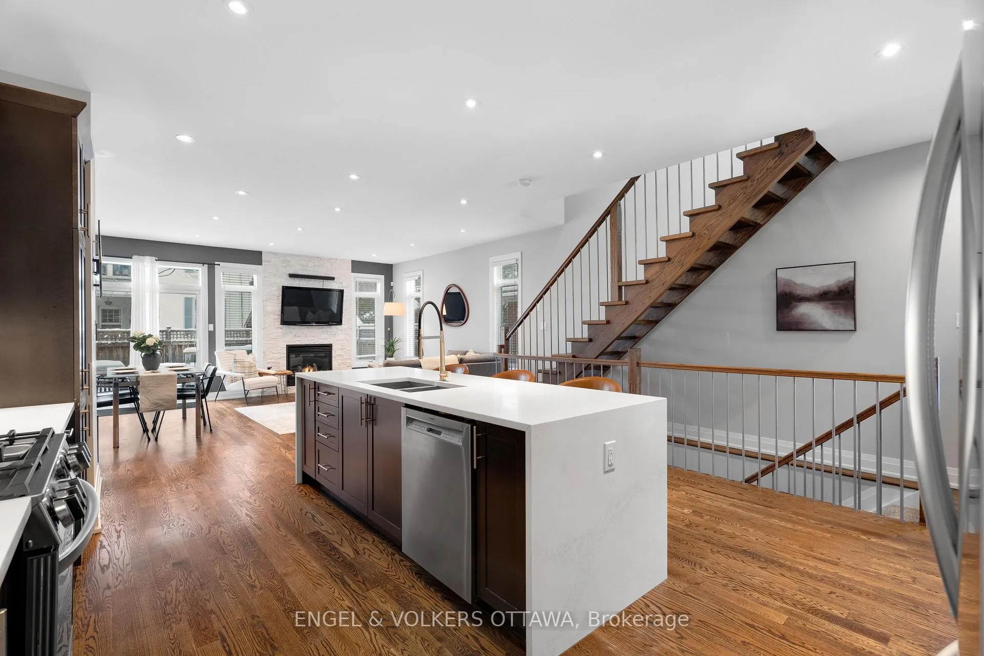 Photo 9 of 327 Duncairn Avenue, Ottawa, Westboro/Hampton Park — HOMEH