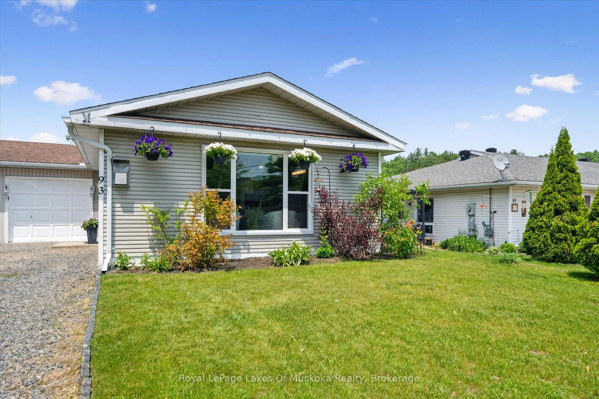 Photo 1 of 93 Balls Drive, Bracebridge, Monck (Bracebridge) — HOMEH