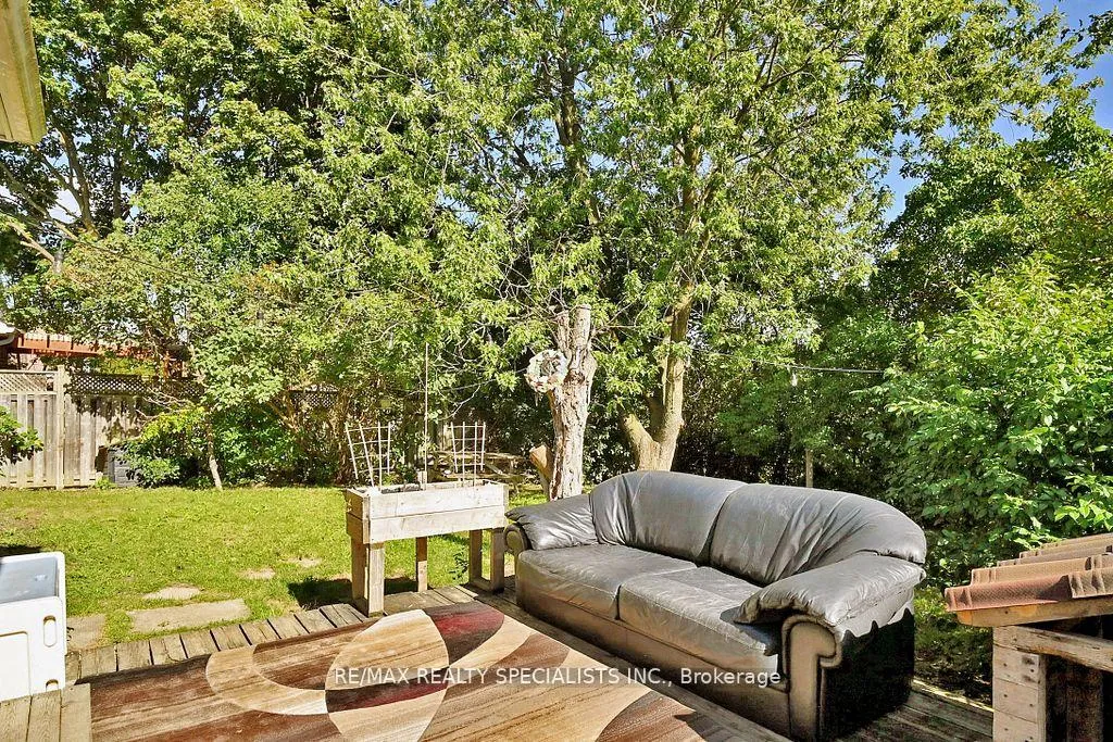 Photo 40 of 76 Jill Crescent, Brampton, Northgate — HOMEH