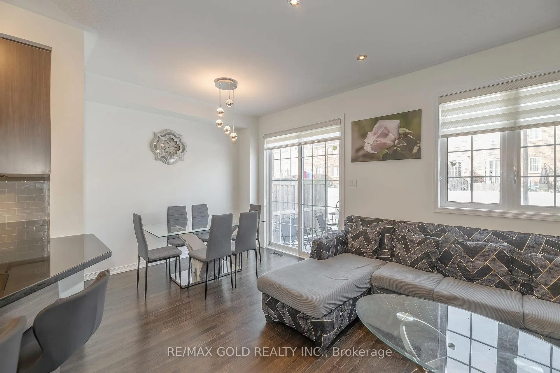 Photo 4 of 84 Honeyview Trail, Brampton, Bram East — HOMEH